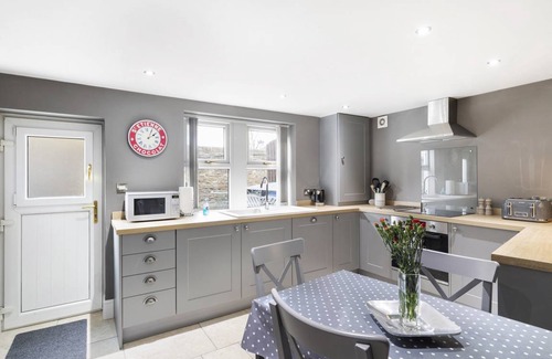 Eshton Cottage | 105 m² Cottage ∙ 2 bedrooms ∙ 4 guests