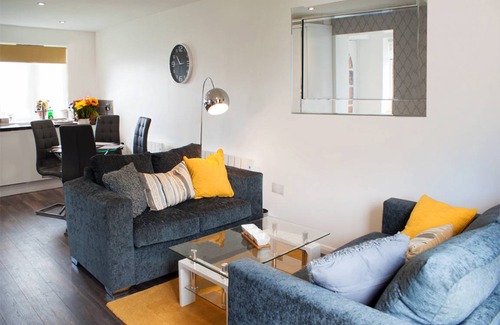 Thrapston Cottage | 105 m² Cottage ∙ 2 bedrooms ∙ 4 guests