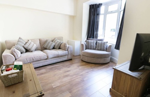 Guisborough Cottage | 105 m² Cottage ∙ 2 bedrooms ∙ 4 guests