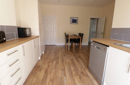 Guisborough Cottage | 105 m² Cottage ∙ 2 bedrooms ∙ 4 guests