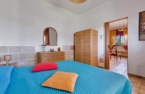 Padula Fede Apartment | 1086 Villetta Baron Beach