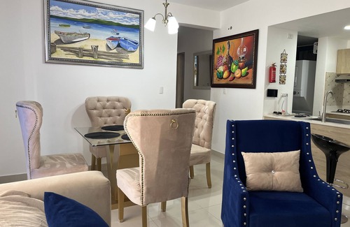 Punal Apartment | 10Min. Del Aeropuerto apt.picina aire wifi 24H seguridad patio de juegos parqueo