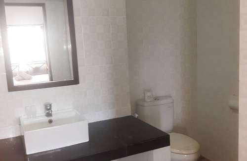 Sunset Road Apartment | 10munite go to beach doubelsix and plahanca beach