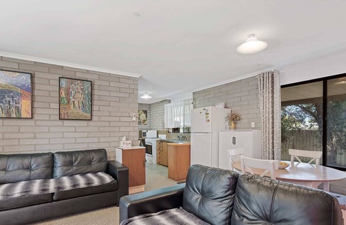 Goolwa House | 11 Augusta Street, Goolwa