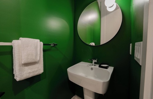 Florida Central Atlantic Coast Resort | 11 Bedroom, 13 Bathroom ADA Entire House in Orlando, FL near Disney!
