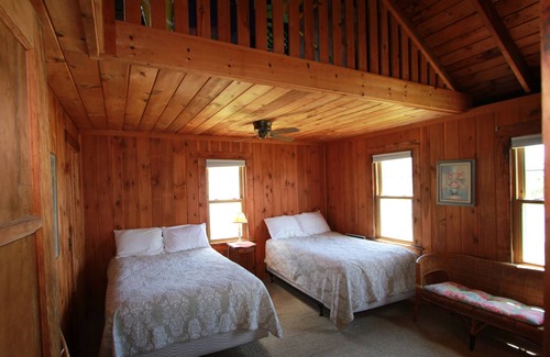 Sandwich Cottage | 11 Freeman Ave - SD357