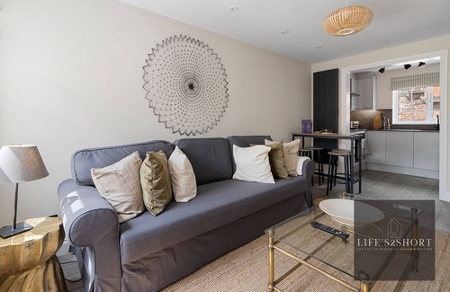 Exeter Apartment | 11 Friernhay Court