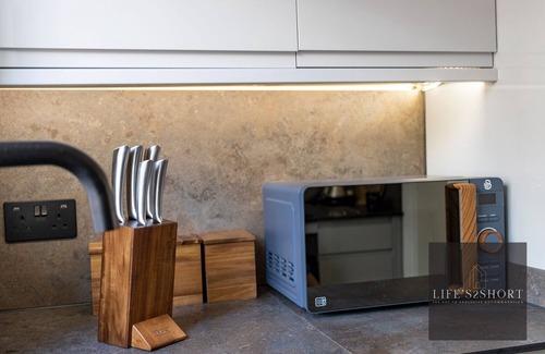 Exeter Apartment | 11 Friernhay Court