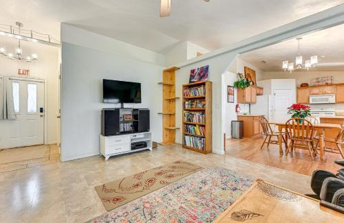 Hurricane House | 11 Mi to Sand Hollow State Park Home with Fire Pits