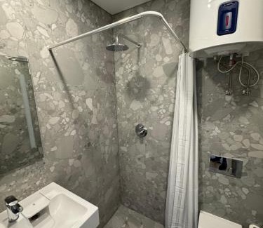 Vilnius Apartment | 11 New Airport Apartment - Nedirba