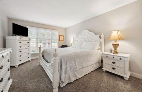 Pawleys Island Apartment | 110-1 Fore Your Pleasure condo by Peace Vacations