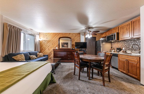 Truckee Condo | 113 Bldg B 1 Bedroom Studio