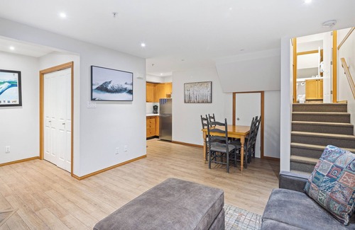 Village North House | 113 Glaciers Reach a 2br with hot tub & pool in Whistler Village