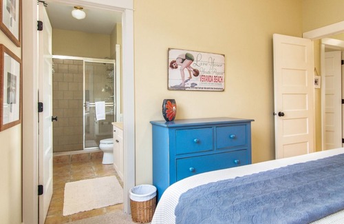 Oroville House | 113 Malarkey Lane (Beach Front)