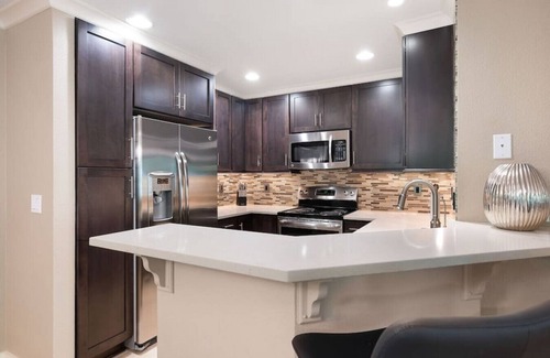 Northwest Bellevue Apartment | 115 - Modern & Serene~Min to Downtown