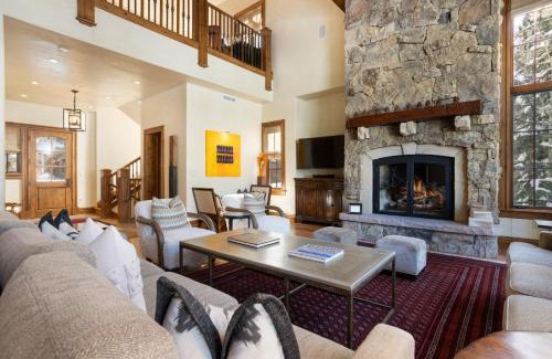 Village Walk House | 115 Village Walk