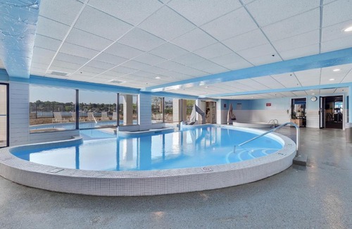 Charlevoix House | 118D Edgewater Inn