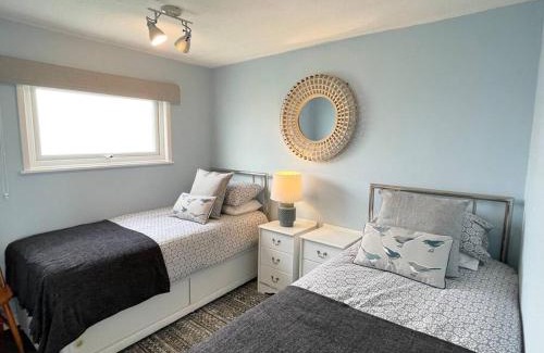 Great Yarmouth Ski Chalet | 119 Hemsby Holiday Chalet, Convenient for sandy beach
