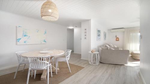 Terrigal House | 12 At Terrigal Ocean Views, Wifi Accom Holidays