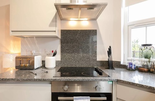 Reading Apartment | 12 Helena house Studio