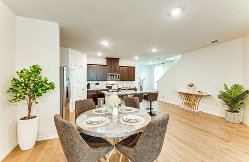 Weston House | 12 Mi to Dtwn McKinney: Modern Gem w/Patio & Yard