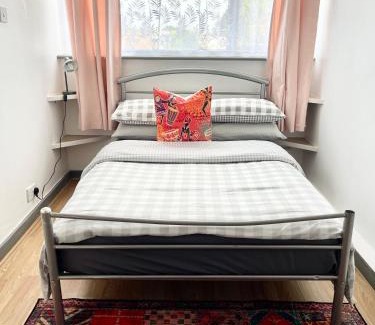 Havering Park House | 12 Penn Gardens- Apart 2