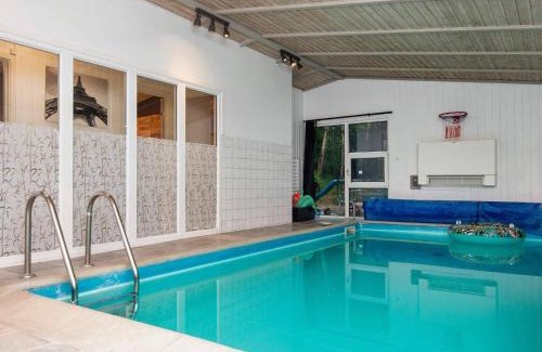 Fjellerup Strand House | 12 person holiday home in Glesborg-By Traum