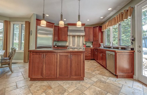 Sea Pines House | 12 Snowy Egret-4th Row Ocean, Large Pool & Lush setting.
