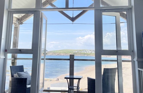 Burgh Island Cottage | 12 THURLESTONE ROCK, pet friendly, with pool in Thurlestone
