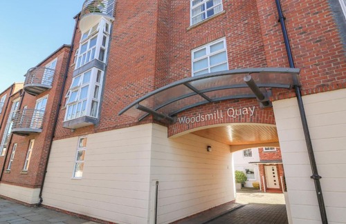 York Apartment | 12 Woodsmill Quay