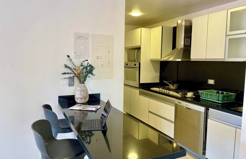 Usaquen Apartment | 122 Plaza Apartahotel