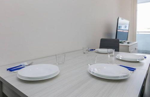 Bicocca Apartment | 12th Floor Diamond Tower - 72