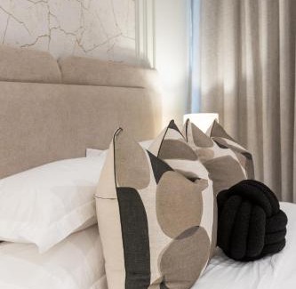Menlyn Apartment | 132 Menlyn Maine