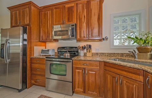 Downtown Boca Grande Historic District House | 135 Damfiwill - 2 bedroom/3 Bath - dock for boat - Pet Friendly!