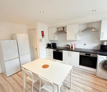 Maida Vale House | 15 min to Central London Guest Suites 22