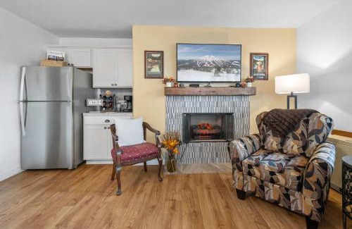 Bend House | 15 minute drive to Mt Bachelor Resort Perks