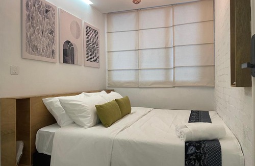 Seri Kembangan Bed & Breakfast | 1502A by Mushroom Projects