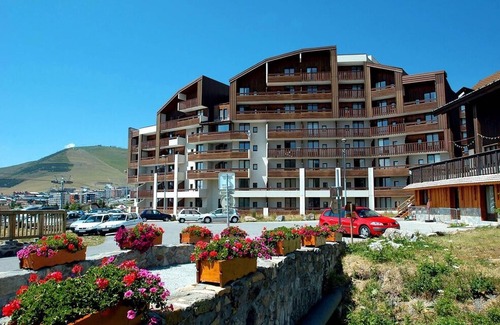 Bergers Apartment | 150m from shops, parking, tv, ski locker, 35m², Alpe d'Huez