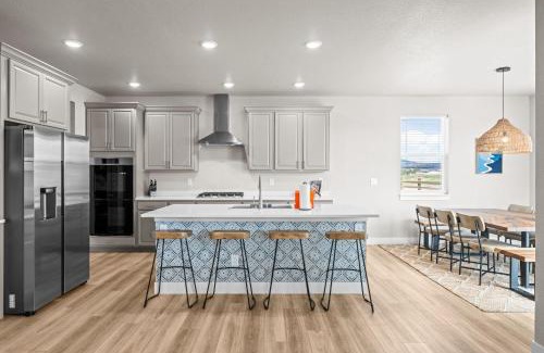 Monument House | 15754 Little Bluestem Rd