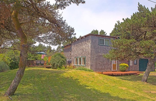 Grayland Villa | 160 m² Villa ∙ 2 bedrooms ∙ 8 guests