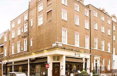 Mayfair Apartment | 17 Hertford Street