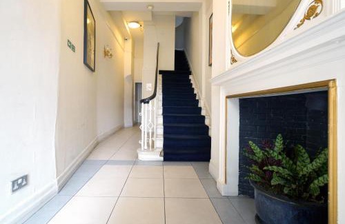 Mayfair Apartment | 17 Hertford Street