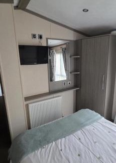 Crowle Other | 18 Fir Trees