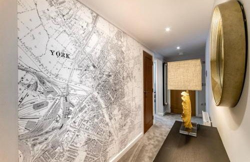 York Apartment | 18 St Johns Mews