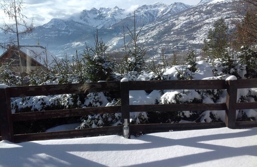 Briancon Ski Chalet | 180m² family home with exceptional south-facing views. Linen and Internet provided