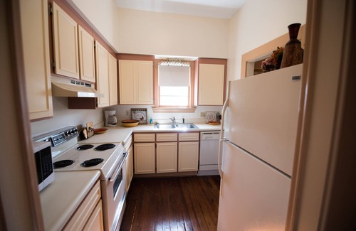 Historic Downtown Savannah House | 1876 Charming Victorian Home in Savannah's Famed Historic District