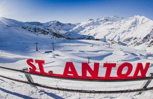 Sankt Anton am Arlberg Ski Chalet | 18TH CENTURY CHALET APARTMENT NEXT TO NASSEREIN LIFT STATION