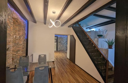 Baia Mare Apartment | 18th century 3 bedroom house old town centre