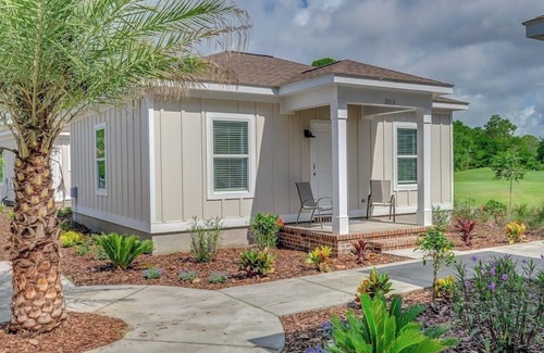 Carrabelle Villa | 18th Green Getaway