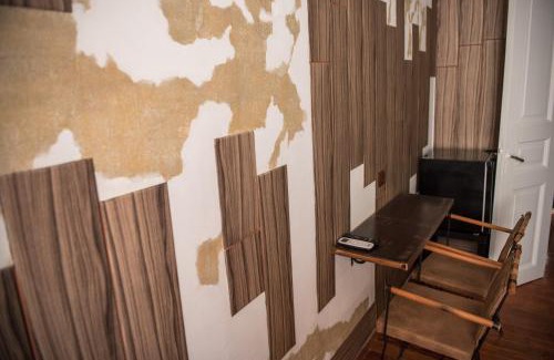 Kalamata Apartment | 1920s Rooms